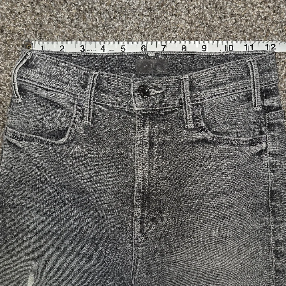 Mother The Hustler Crop Step Chew Jean Size 25 - Picture 5 of 10